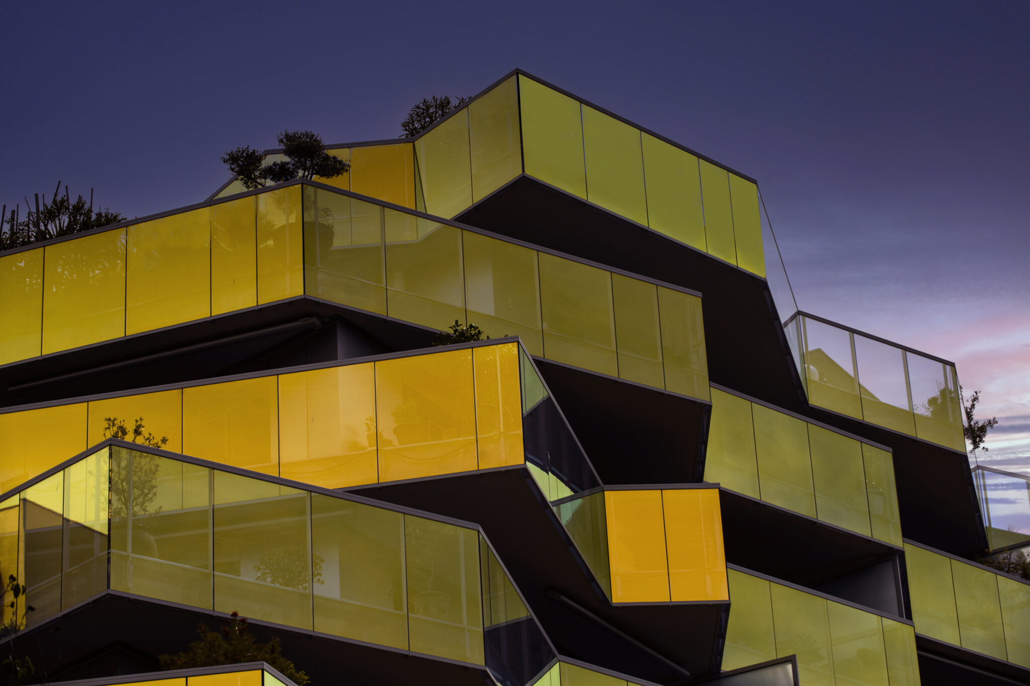 le bâtiment " Koh-i-Noor " de l'architecte Bernard Bülher à Montpellier. Prise de vue réalisé par le photographe professionnel d'architecture Samuel Duplaix